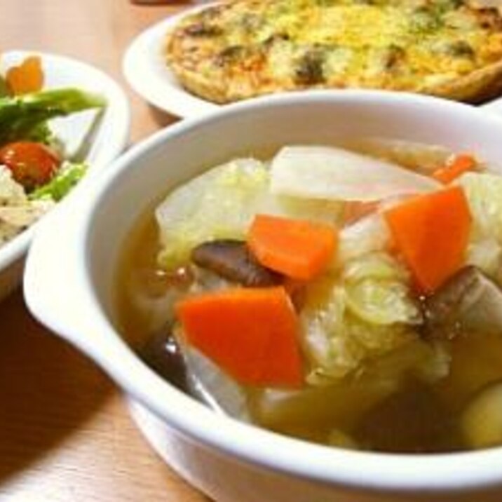 冬野菜たっぷり☆コンソメスープ